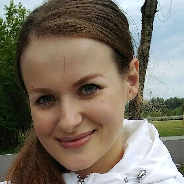 Оля Беркутова, медицинская сестра