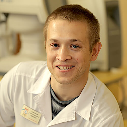 Александр Похабов (младший), врач-офтальмoлог
